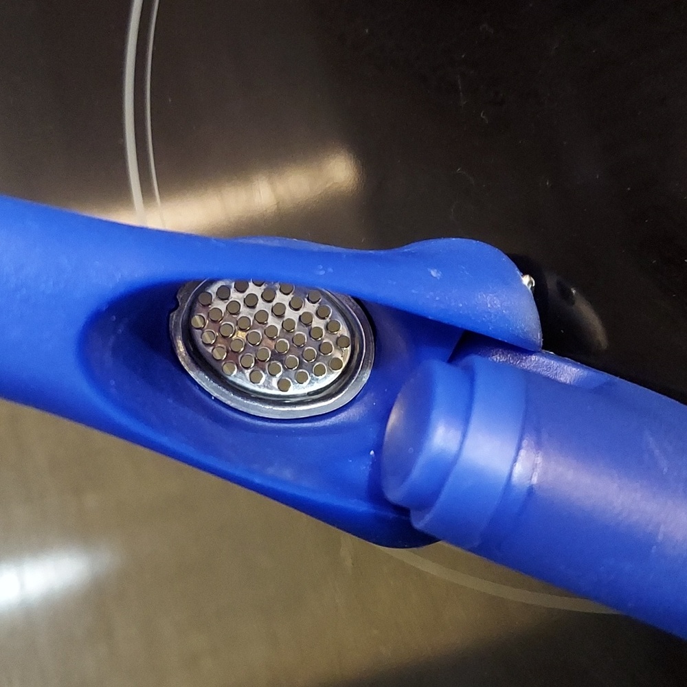 Garlic Press - Alessi - Italian - Picture 5 of 7